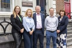 26/06/2025
Dr Gillian Barry, TUS, Mairead Connolly, Limerick Chamber President, Damien Garrihy, AIB, Redmond McDonnell, Designpro Automation and Michelle Gallagher, CEO Limerick Chamber pictured at the launch of Limerick Chamber Awards 2025.
Pic: Don Moloney