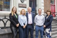 26/06/2025
Dr Gillian Barry, TUS, Mairead Connolly, Limerick Chamber President, Damien Garrihy, AIB, Redmond McDonnell, Designpro Automation and Michelle Gallagher, CEO Limerick Chamber pictured at the launch of Limerick Chamber Awards 2025.
Pic: Don Moloney