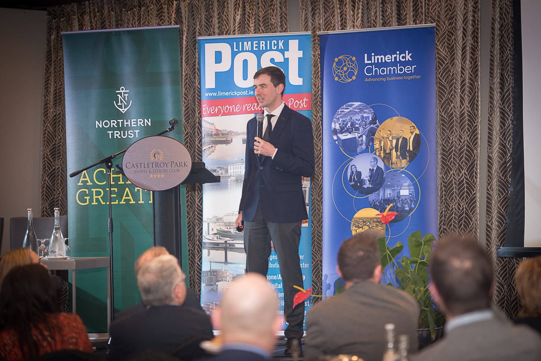no_repro_fee-_newspaper-_limerick_chamber_Economic_Trends000_(40)