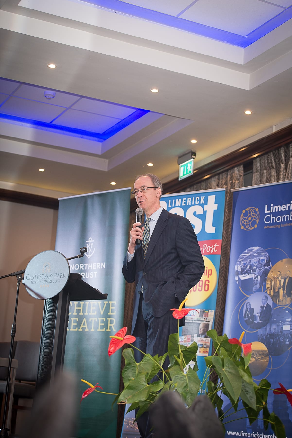no_repro_fee-_newspaper-_limerick_chamber_Economic_Trends000_(54)