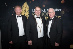 From left to right: Front Row: Damien Garrihy - Sponsor /AIB,   Donal Cantillon - President Limerick Chamber,Professor Vincent Cunnane - President TUS,-