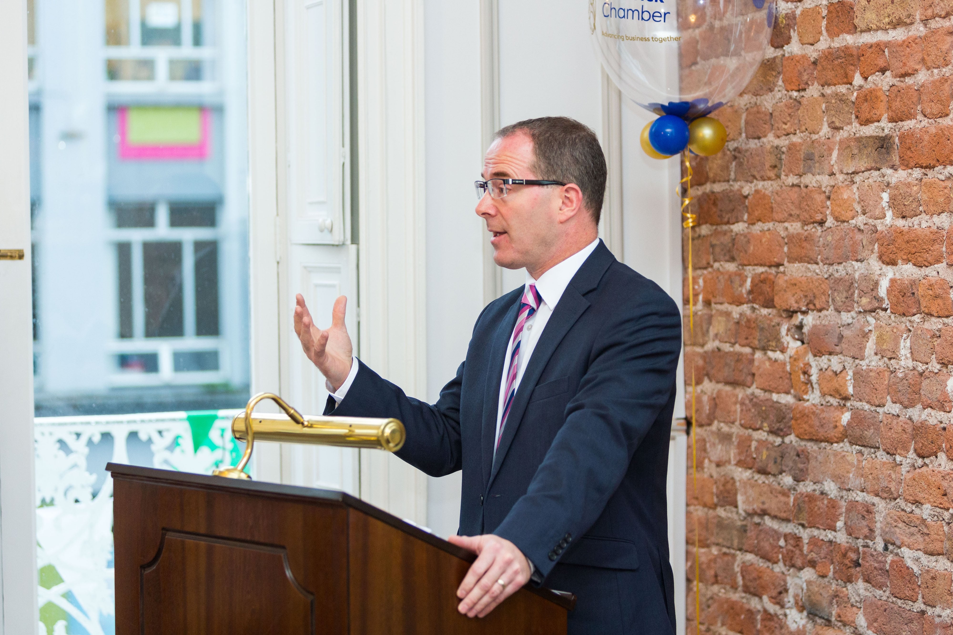 Limerick Chamber New Members BreakfastGordon Kearney, Rooneys Auctioneers speaking at the New Members Breakfast at the Limerick Chamber offices.Photo: Oisin McHugh True Media