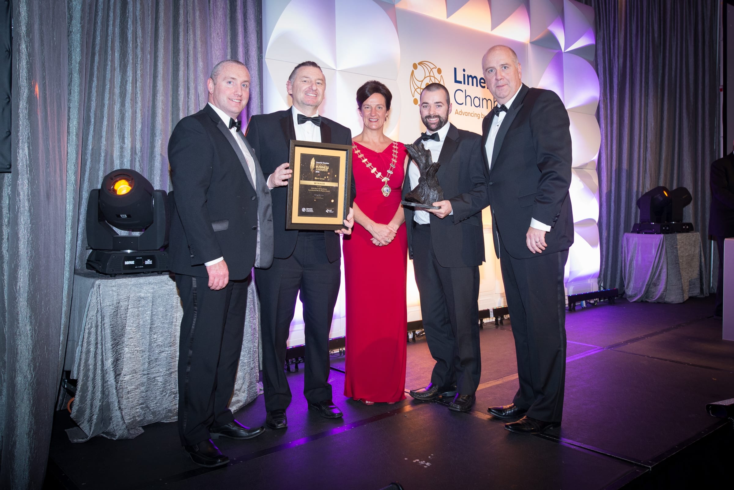 No repro fee- limerick chamber president's dinner- 16-11-2018, From Left to Right: 
2018 Best CSR Award. Award sponsored by Deloitte:  Kevin O Sullivan - Optel Group, Dermot Graham - Optel Group,  Dr. Mary Shire - President Limerick Chamber, Martin Leonard - Optel Group, Cathal Tracey - Deloitte / Award Sponsor