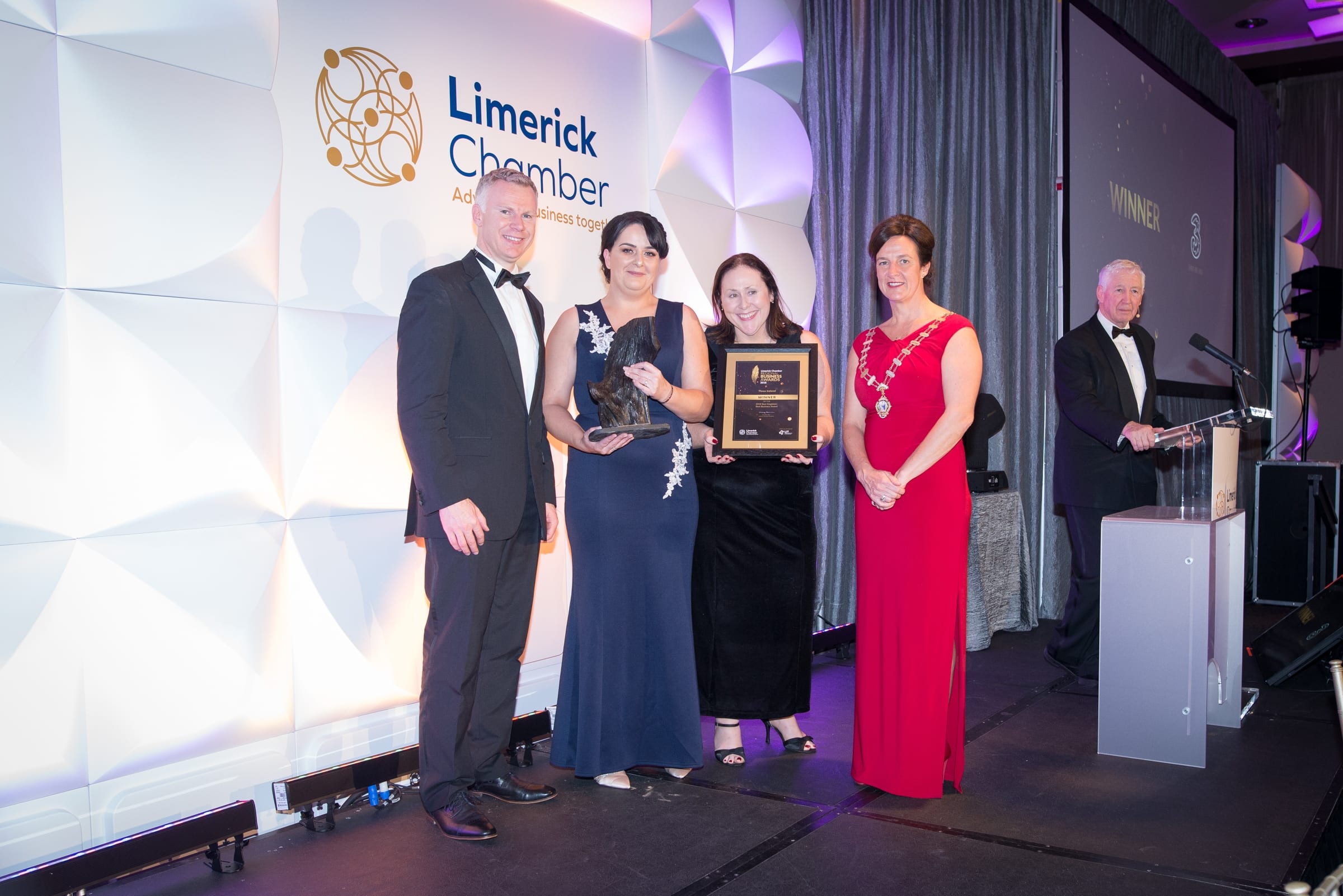 No repro fee- limerick chamber president's dinner- 16-11-2018, From Left to Right: 
2018 Best Employer Award. Award sponsored by Action Point: Dave Jefferies - Action Point / Sponsor,  Carl Bonfield - Three Ireland, Brenda Jones  - Three Ireland, Dr. Mary Shire - President Limerick Chamber.