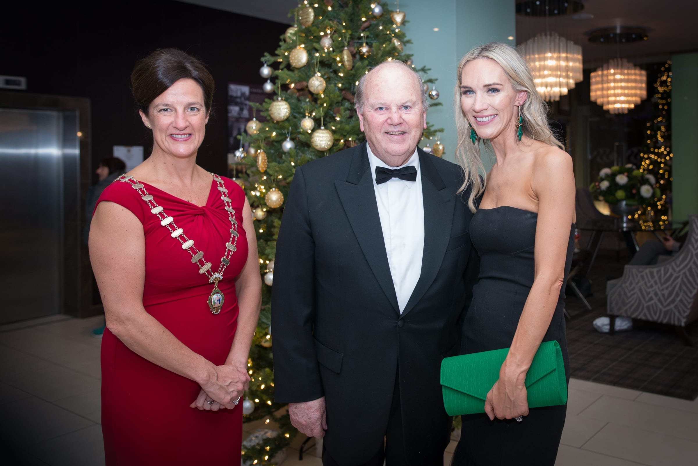 No repro fee- limerick chamber president's dinner- 16-11-2018, From Left to Right: 
Dr Mary Shire - President Limerick Chamber, Michael Noonan - TD, Deirdre Ryan - CEO Limerick Chamber. 
Photo credit Shauna Kennedy